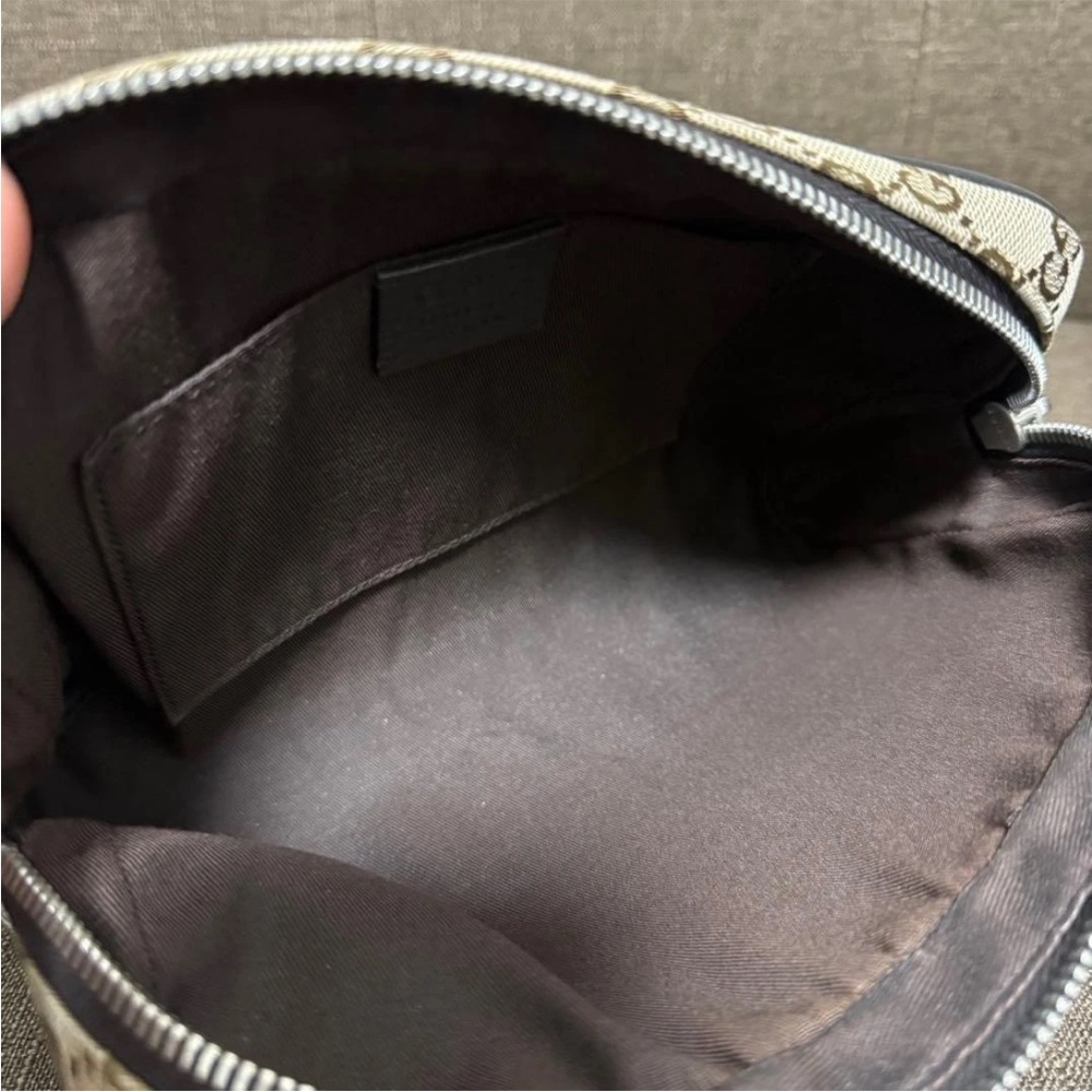 Gucci Beige and Brown Belt Bag - Picture 11 of 16